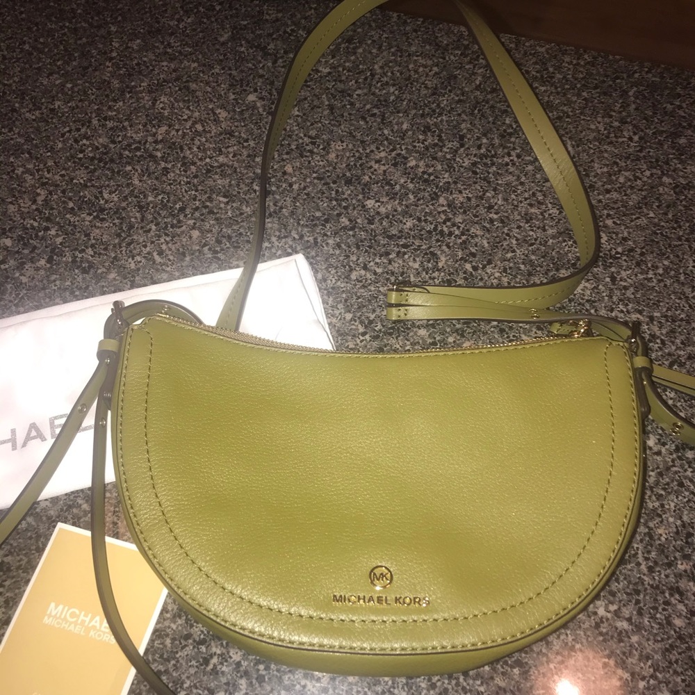 Green Leather Michael Kors Crossbody handbag!!